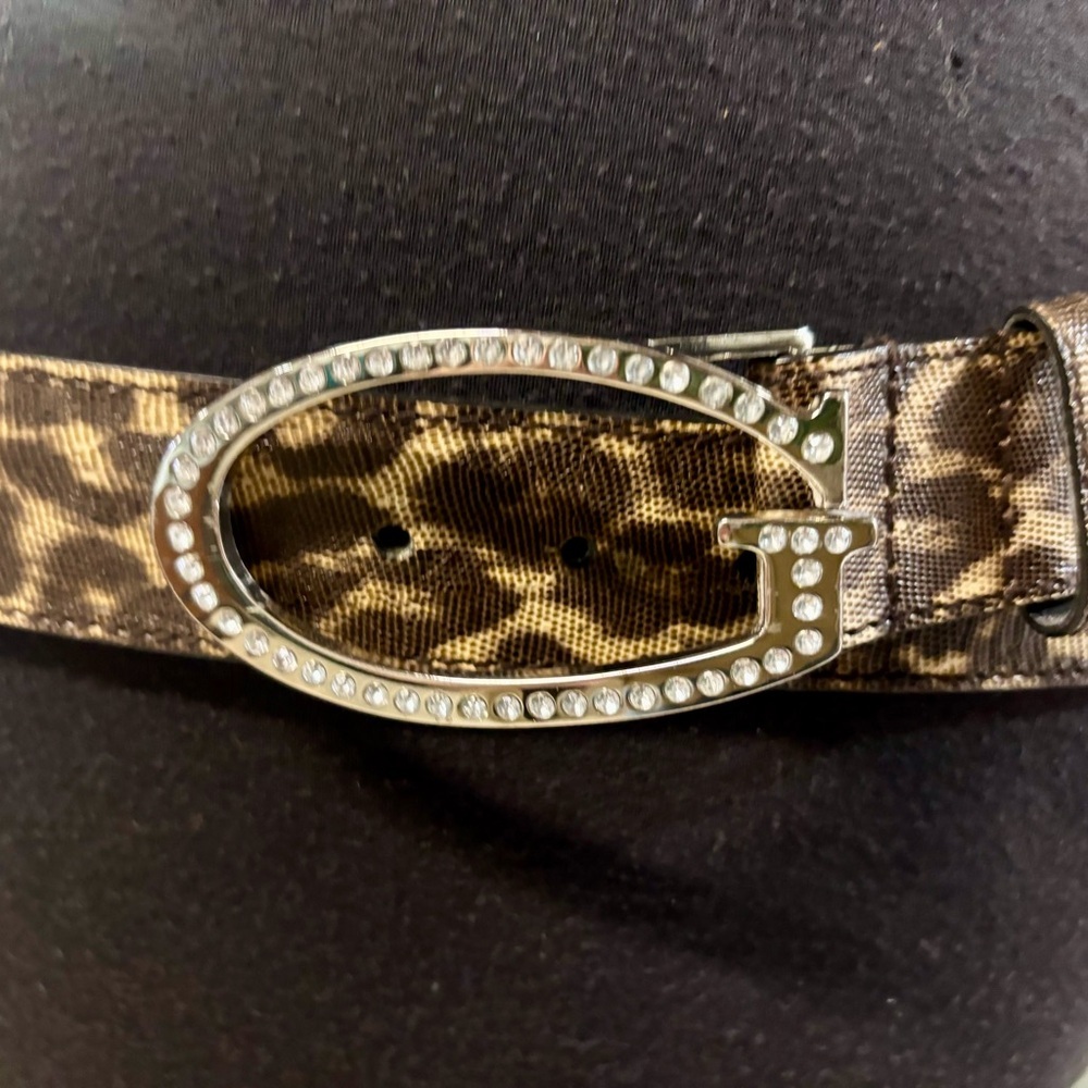 NWOT❤️Guess Leopard Print Crystal G Belt-M - Picture 2 of 5
